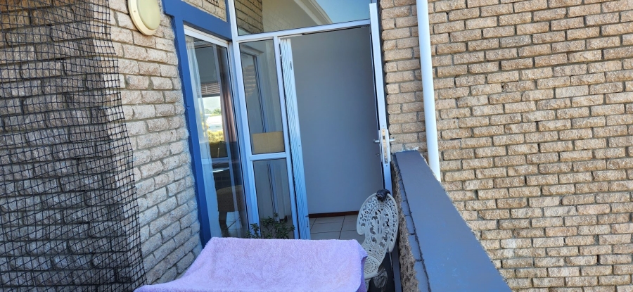 2 Bedroom Property for Sale in Kleinmond Western Cape